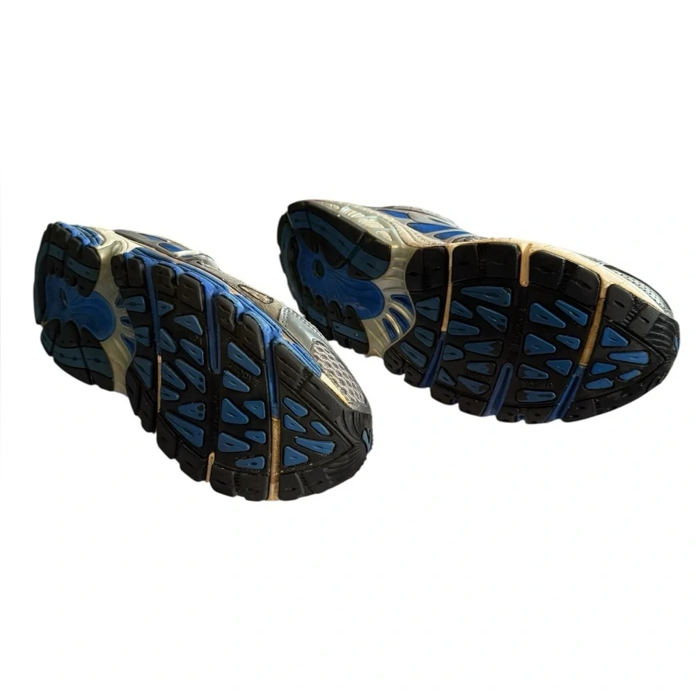 Brooks item pair